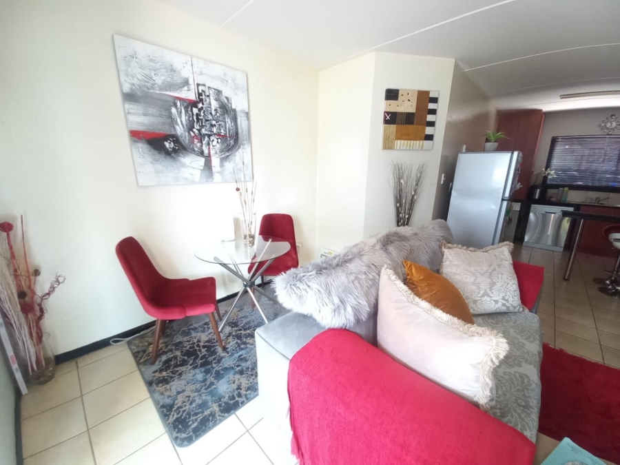 2 Bedroom Property for Sale in Bardene Gauteng