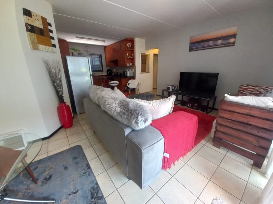 2 Bedroom Property for Sale in Bardene Gauteng