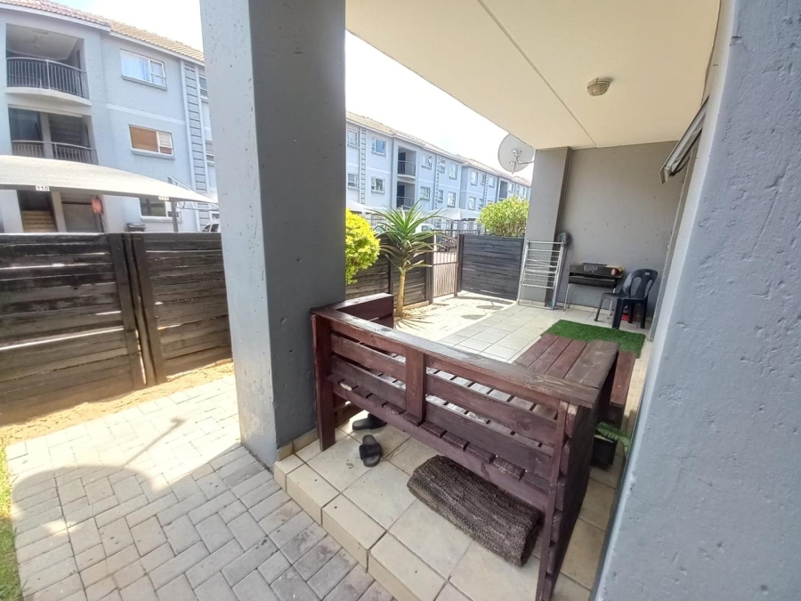 2 Bedroom Property for Sale in Bardene Gauteng