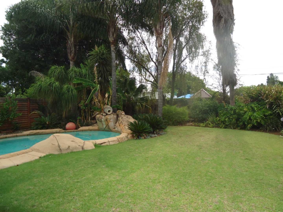 4 Bedroom Property for Sale in Rietfontein Gauteng