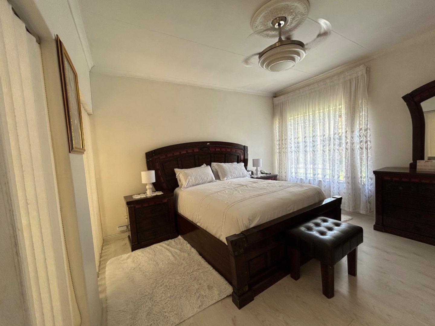 4 Bedroom Property for Sale in Laudium Ext 3 Gauteng
