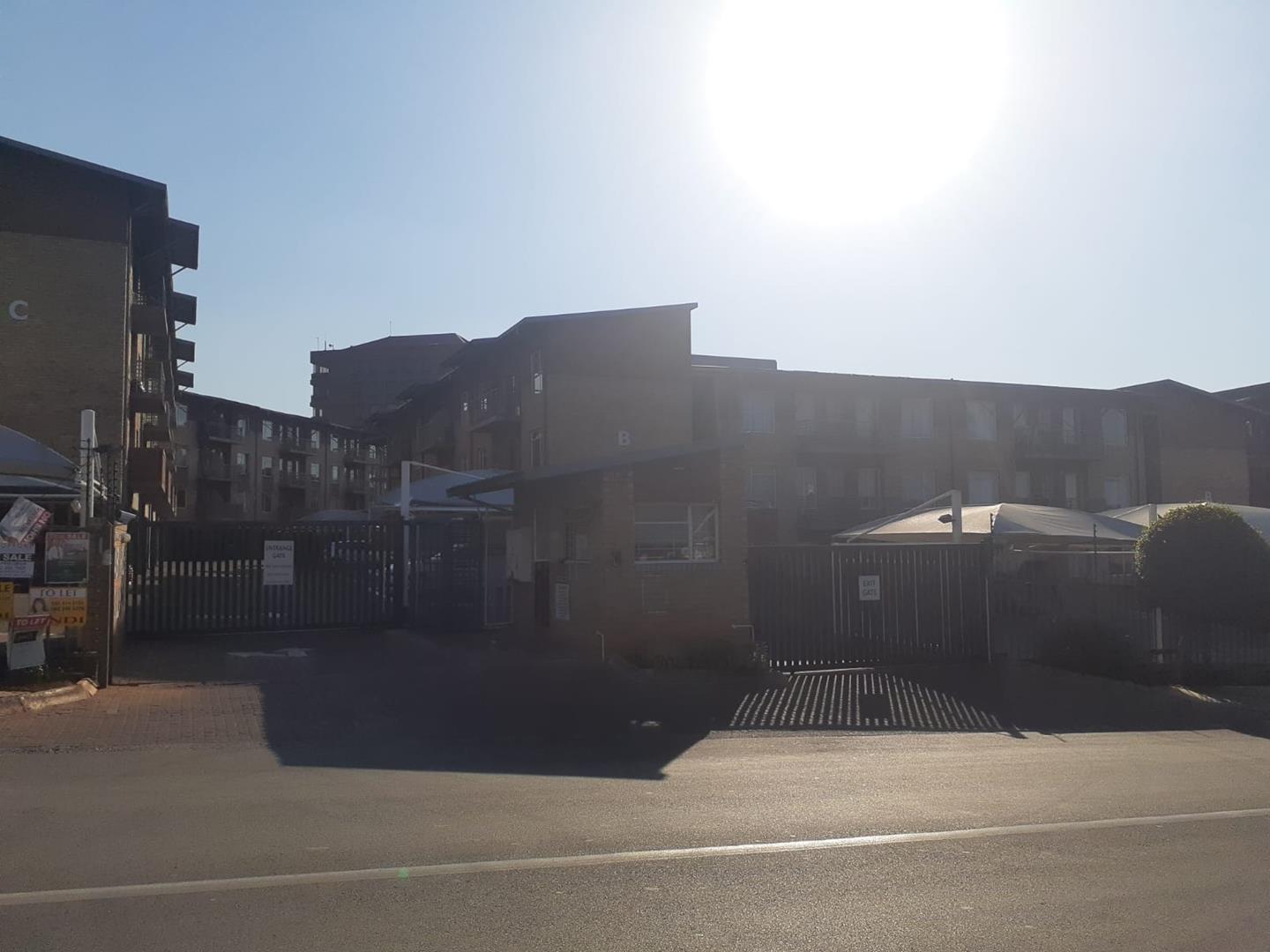 To Let 1 Bedroom Property for Rent in Braamfontein Werf Gauteng