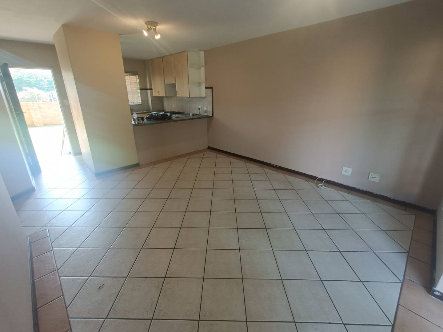 3 Bedroom Property for Sale in Die Hoewes Gauteng