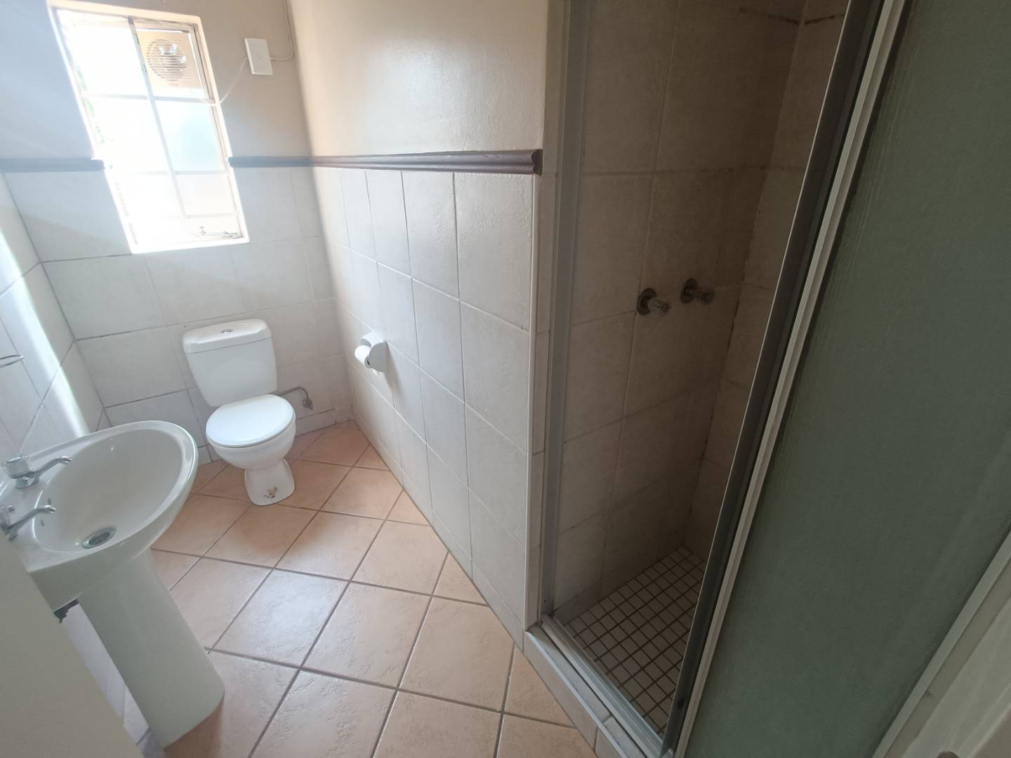 3 Bedroom Property for Sale in Die Hoewes Gauteng