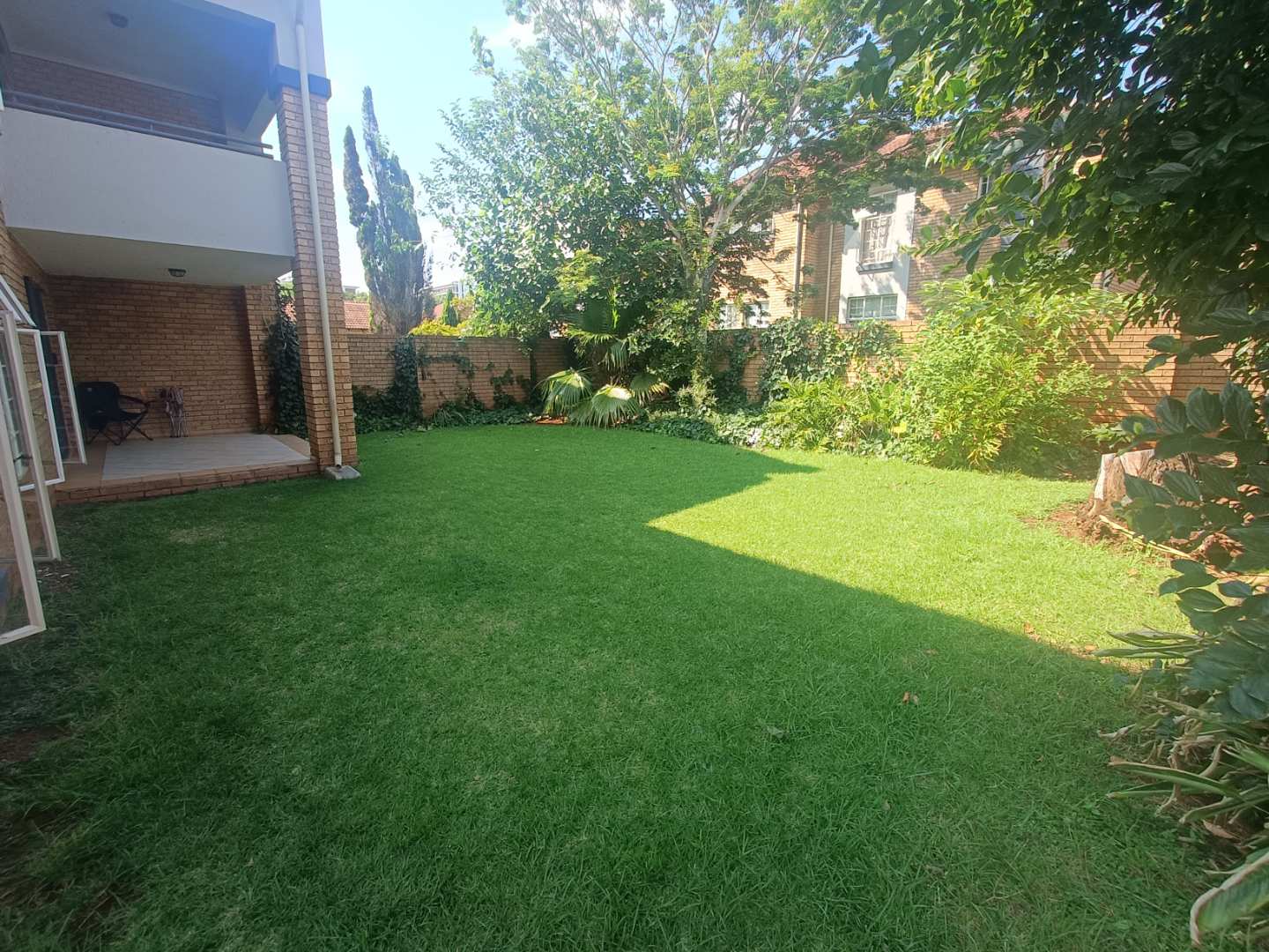 3 Bedroom Property for Sale in Die Hoewes Gauteng