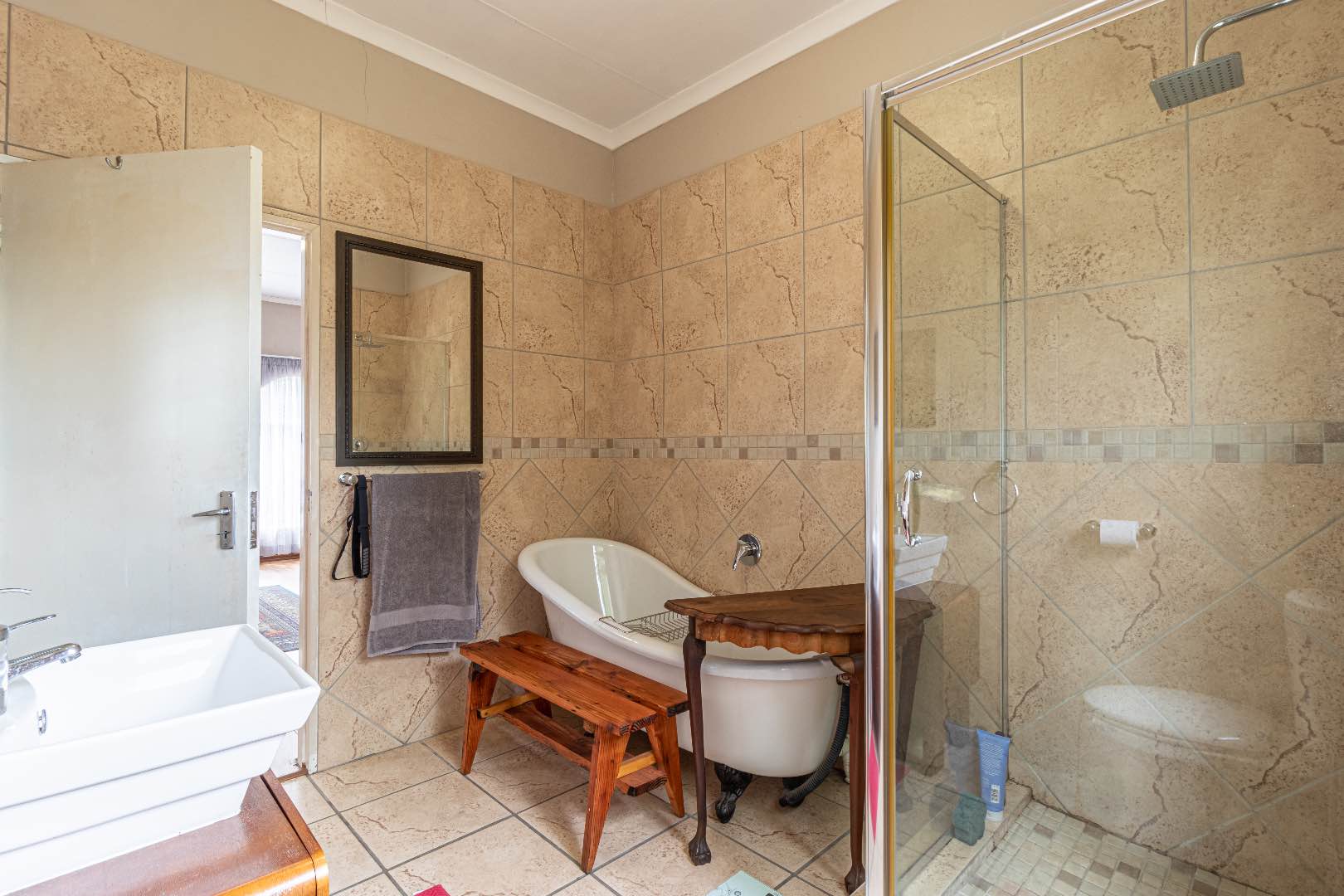 6 Bedroom Property for Sale in Weltevreden Park Gauteng