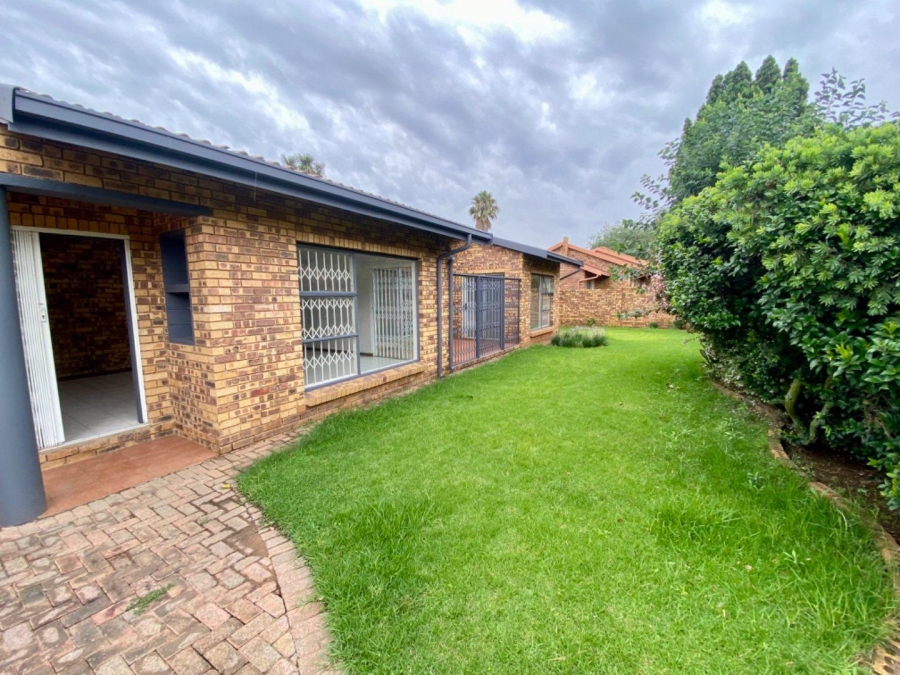 To Let 3 Bedroom Property for Rent in Bartlett Gauteng