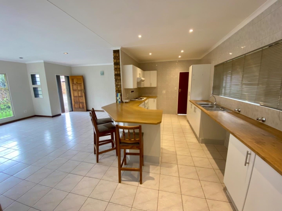 To Let 3 Bedroom Property for Rent in Bartlett Gauteng