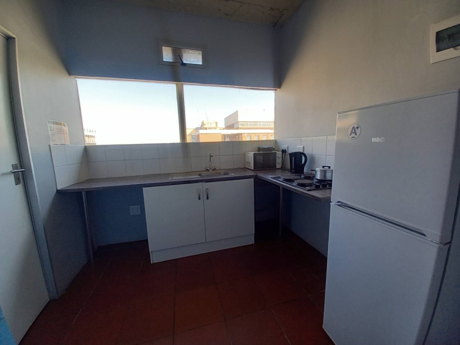 To Let 1 Bedroom Property for Rent in Johannesburg Central Gauteng