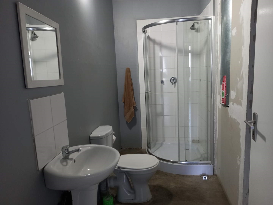 To Let 1 Bedroom Property for Rent in Johannesburg Central Gauteng