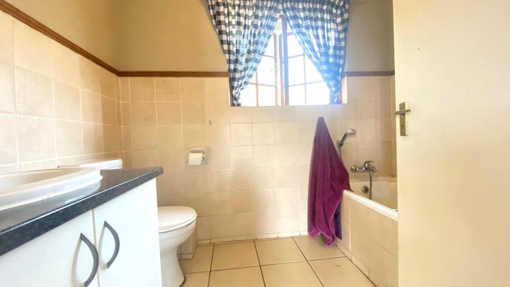1 Bedroom Property for Sale in Boardwalk Gauteng