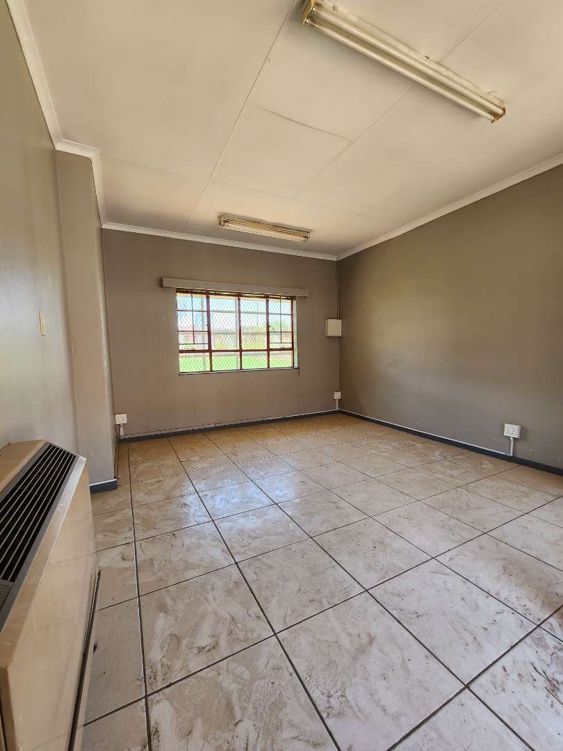 To Let commercial Property for Rent in Soshanguve Gauteng