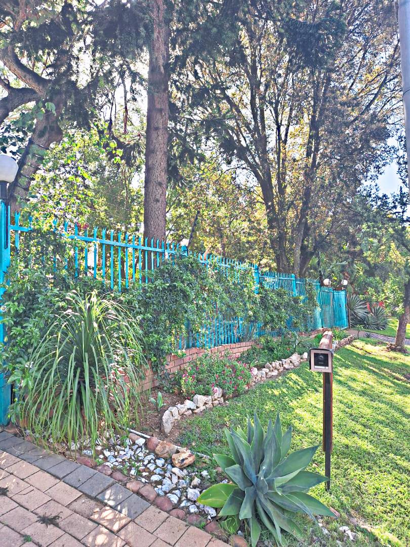 4 Bedroom Property for Sale in Constantia Park Gauteng