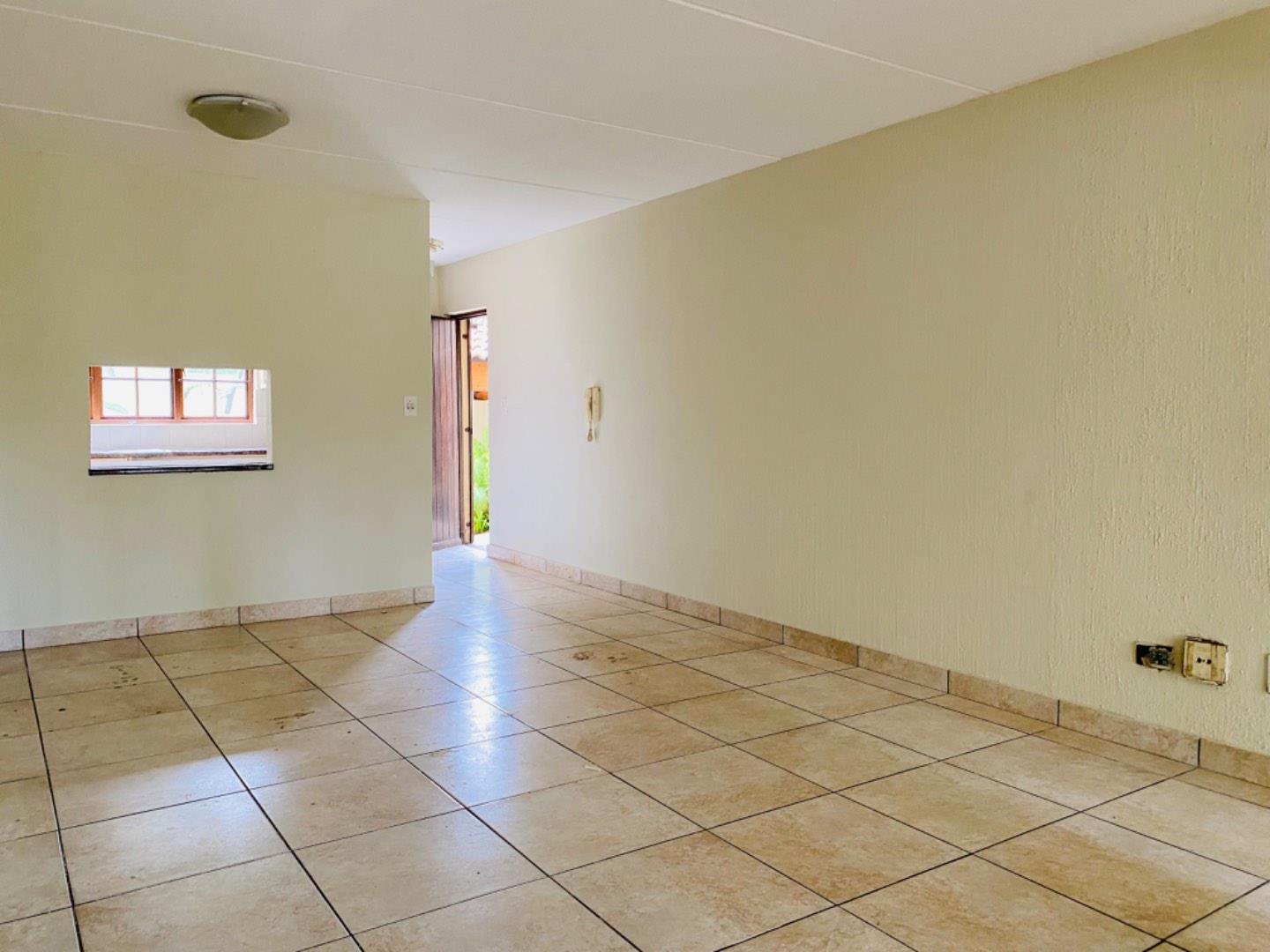 2 Bedroom Property for Sale in Benmore Gardens Gauteng