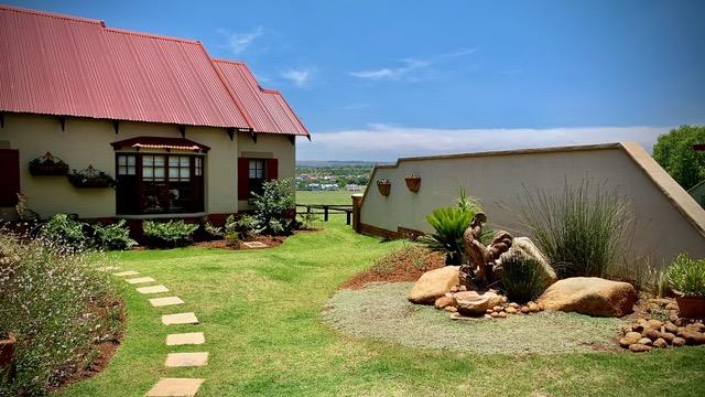 3 Bedroom Property for Sale in Waterlake Farm Lifestyle Estate Gauteng