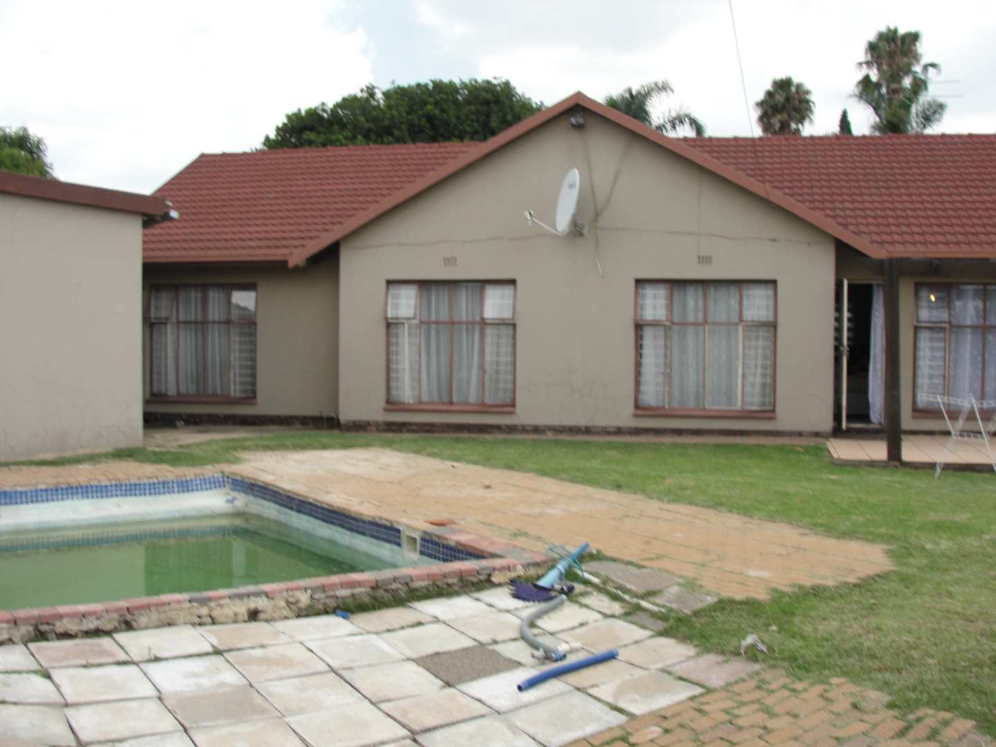 3 Bedroom Property for Sale in Birchleigh North Gauteng