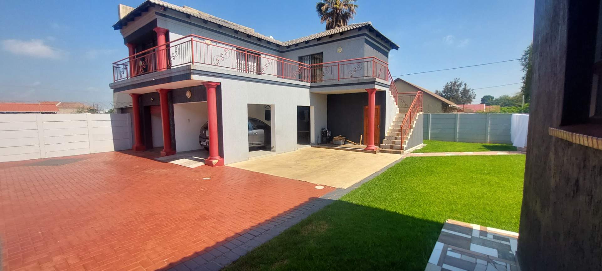 5 Bedroom Property for Sale in Westonaria Gauteng