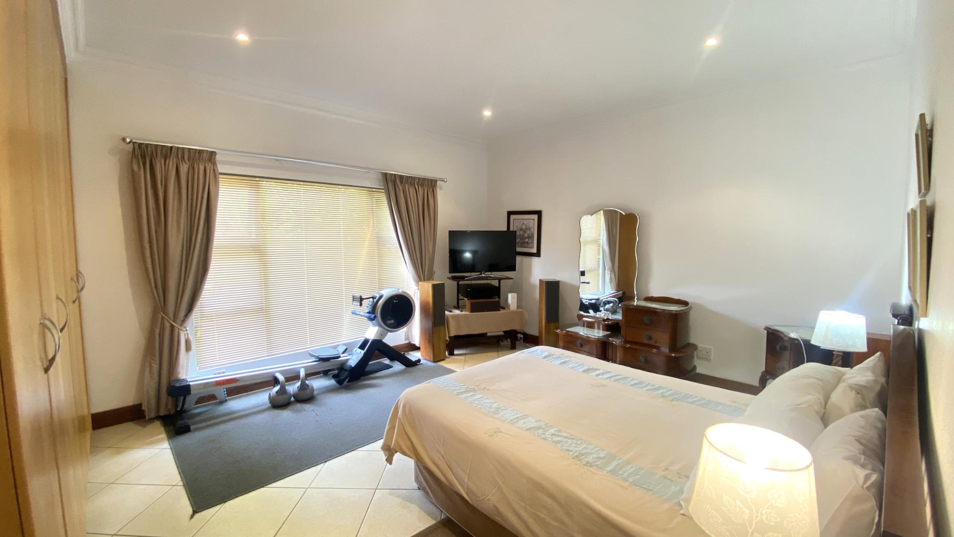 4 Bedroom Property for Sale in The Wilds Gauteng