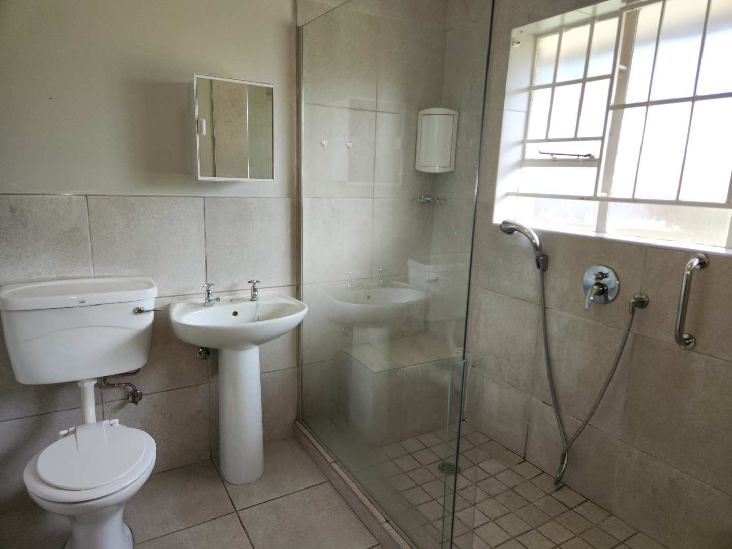 1 Bedroom Property for Sale in Norton Park Gauteng