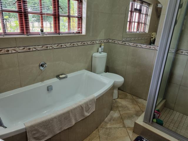 4 Bedroom Property for Sale in Helderstrome AH Gauteng