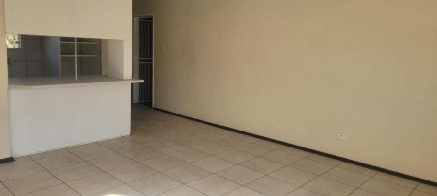 2 Bedroom Property for Sale in Verwoerdpark Gauteng