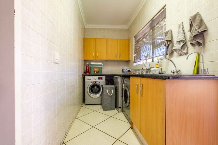 3 Bedroom Property for Sale in New Market Gauteng