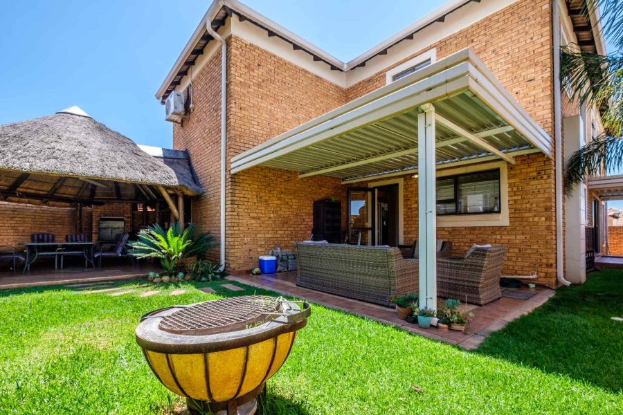 3 Bedroom Property for Sale in New Market Gauteng