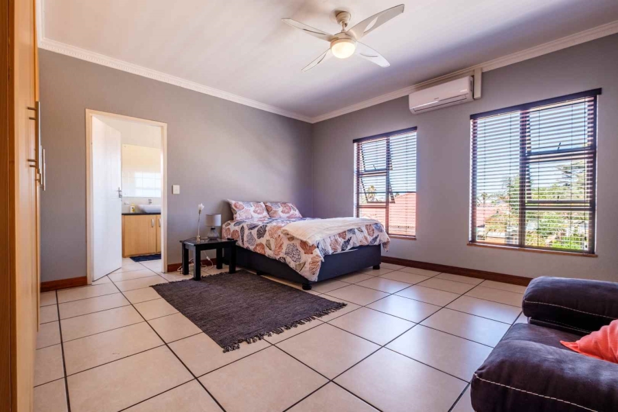 3 Bedroom Property for Sale in New Market Gauteng