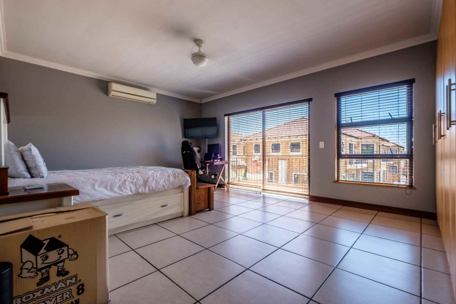 3 Bedroom Property for Sale in New Market Gauteng