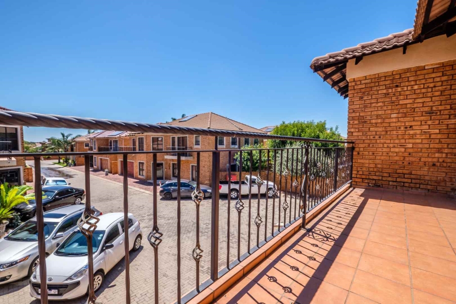 3 Bedroom Property for Sale in New Market Gauteng