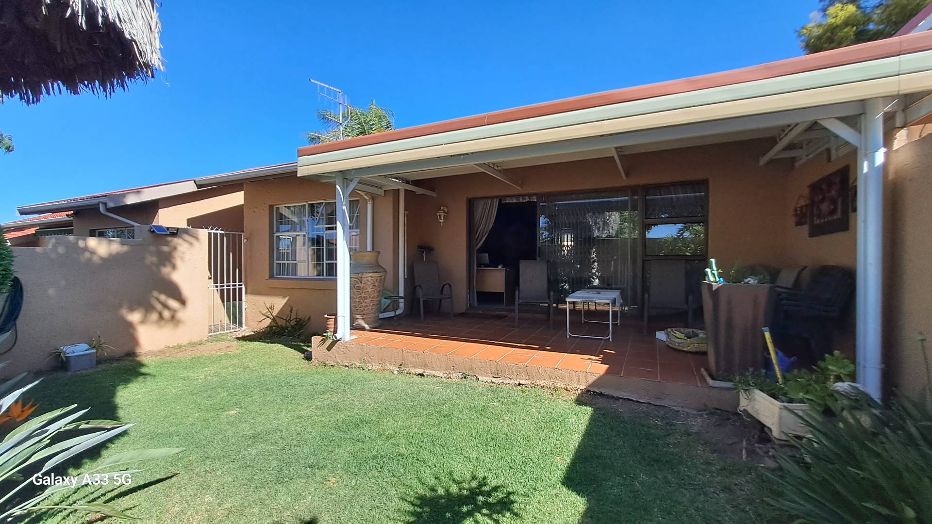 2 Bedroom Property for Sale in Buccleuch Gauteng