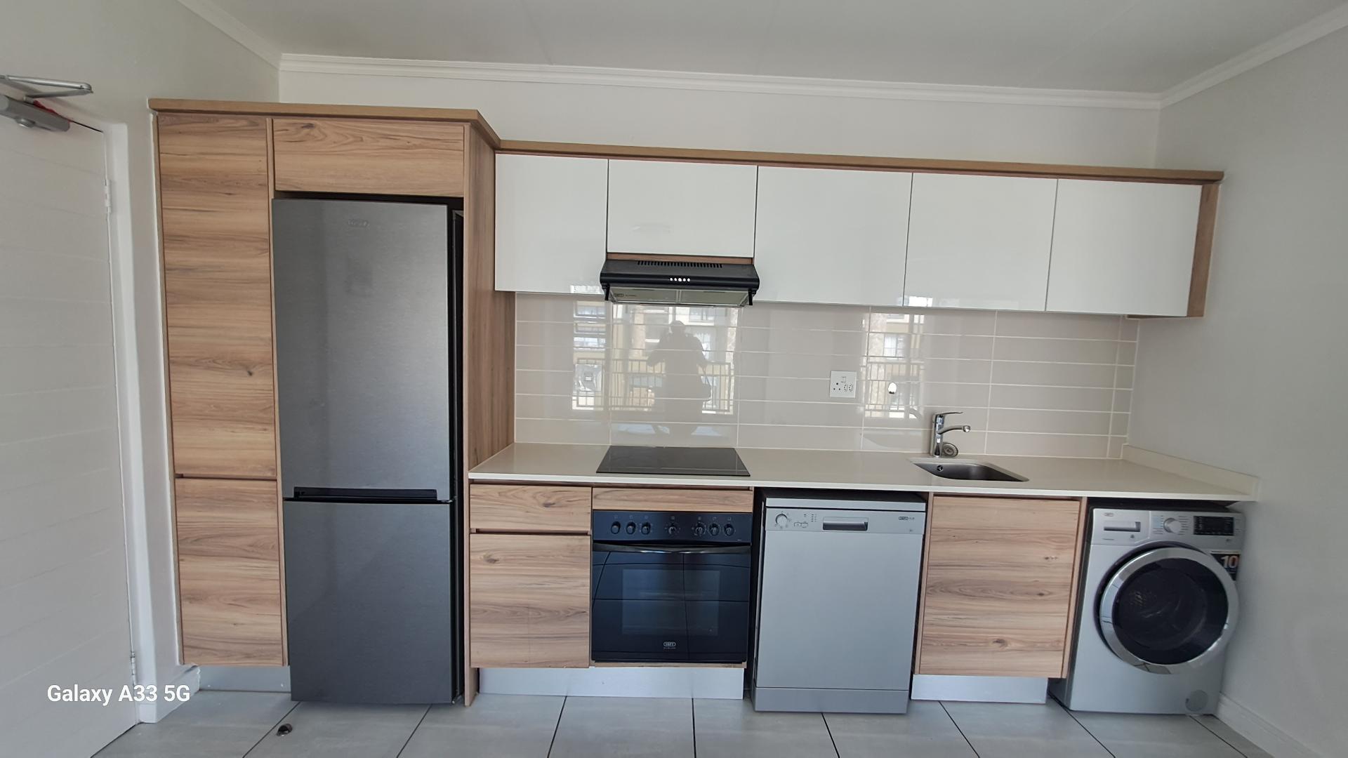 1 Bedroom Property for Sale in Waterfall Gauteng