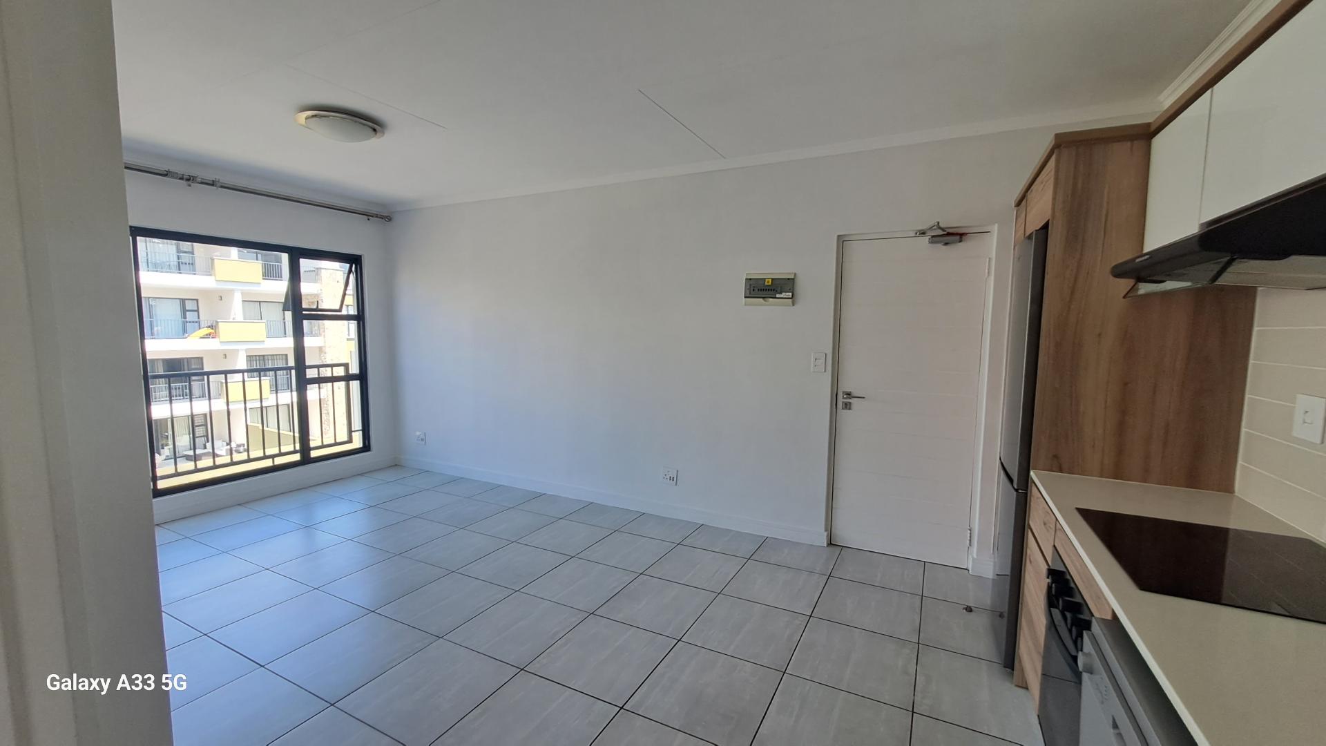 1 Bedroom Property for Sale in Waterfall Gauteng