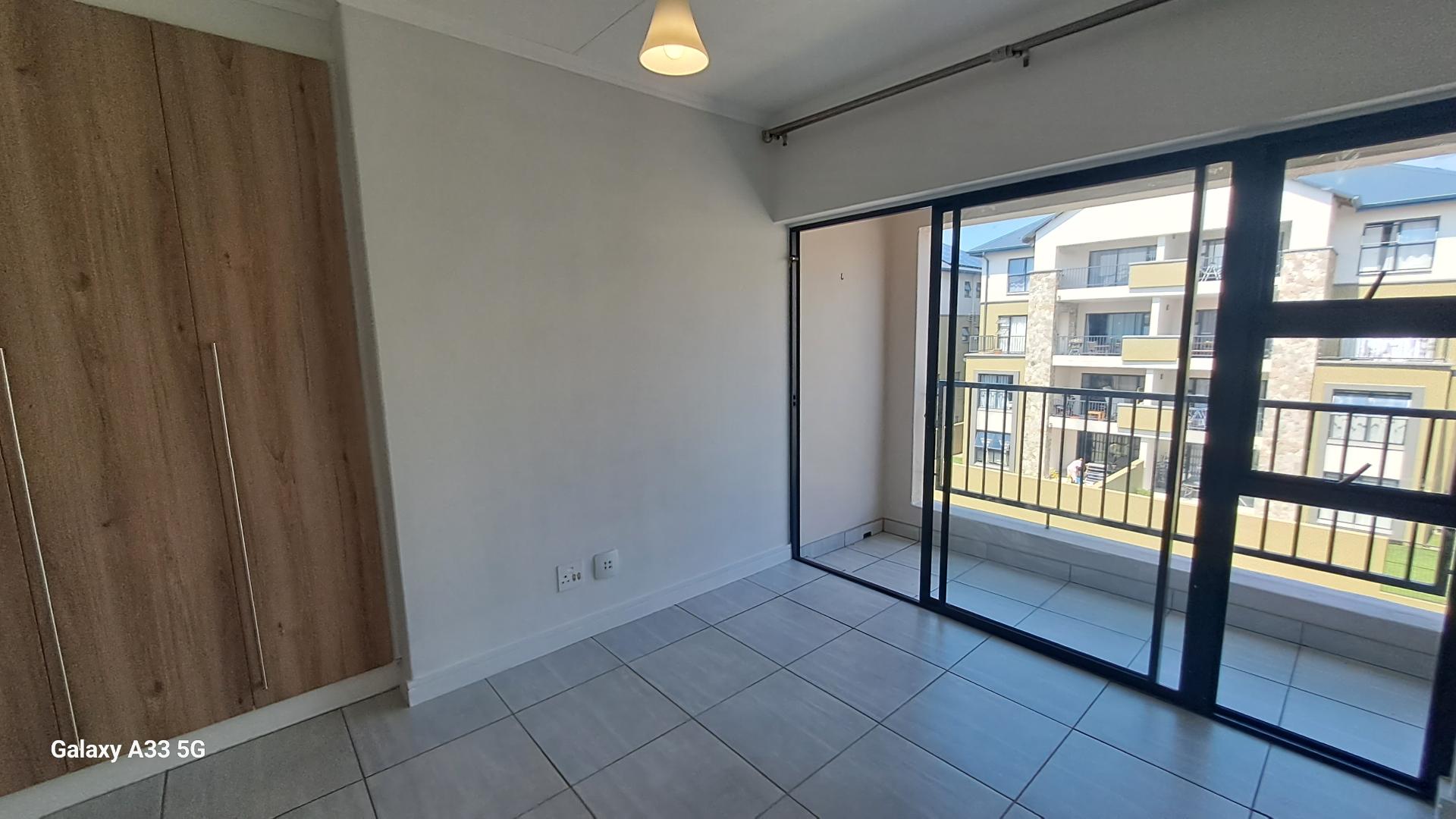 1 Bedroom Property for Sale in Waterfall Gauteng