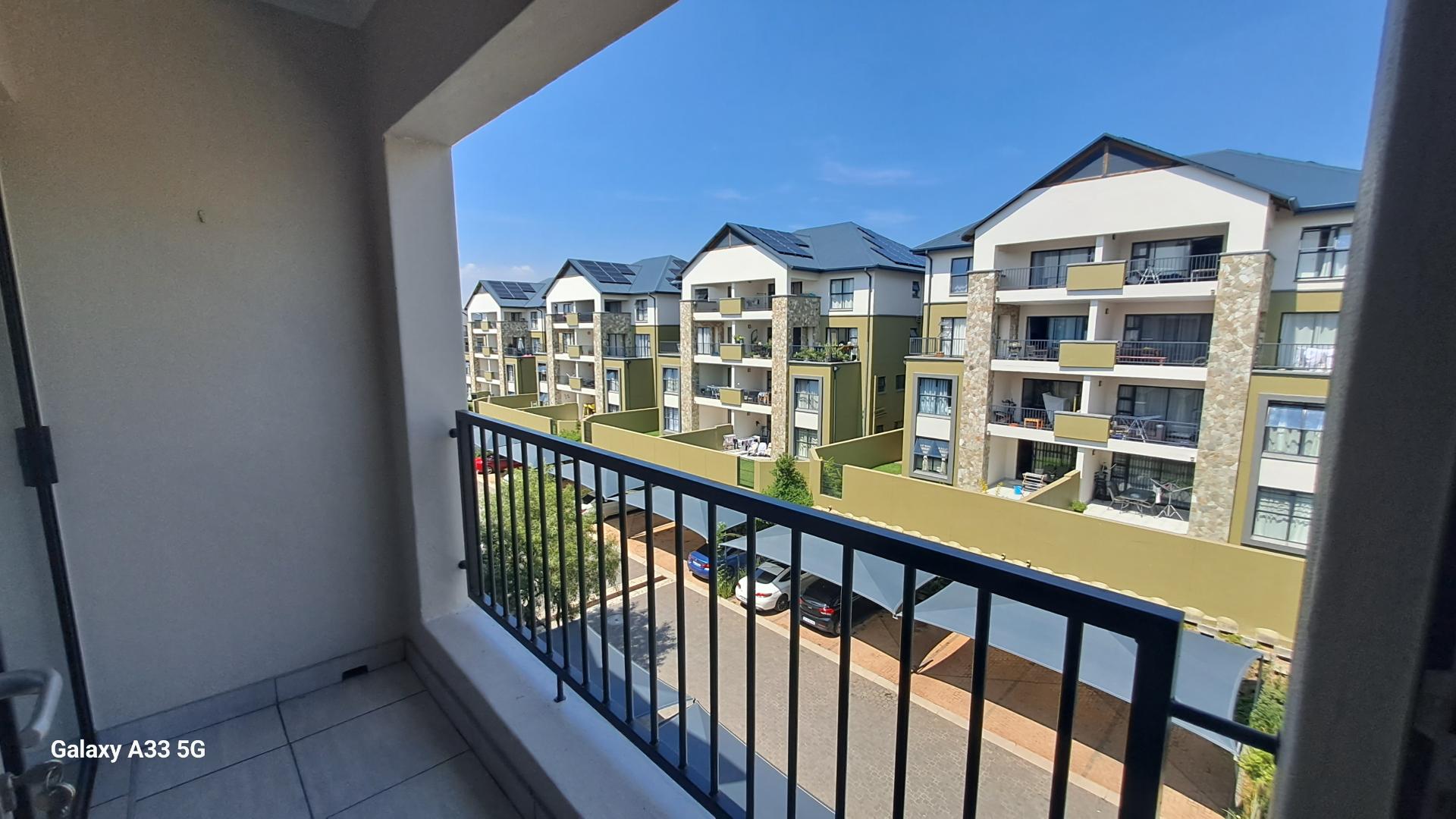 1 Bedroom Property for Sale in Waterfall Gauteng