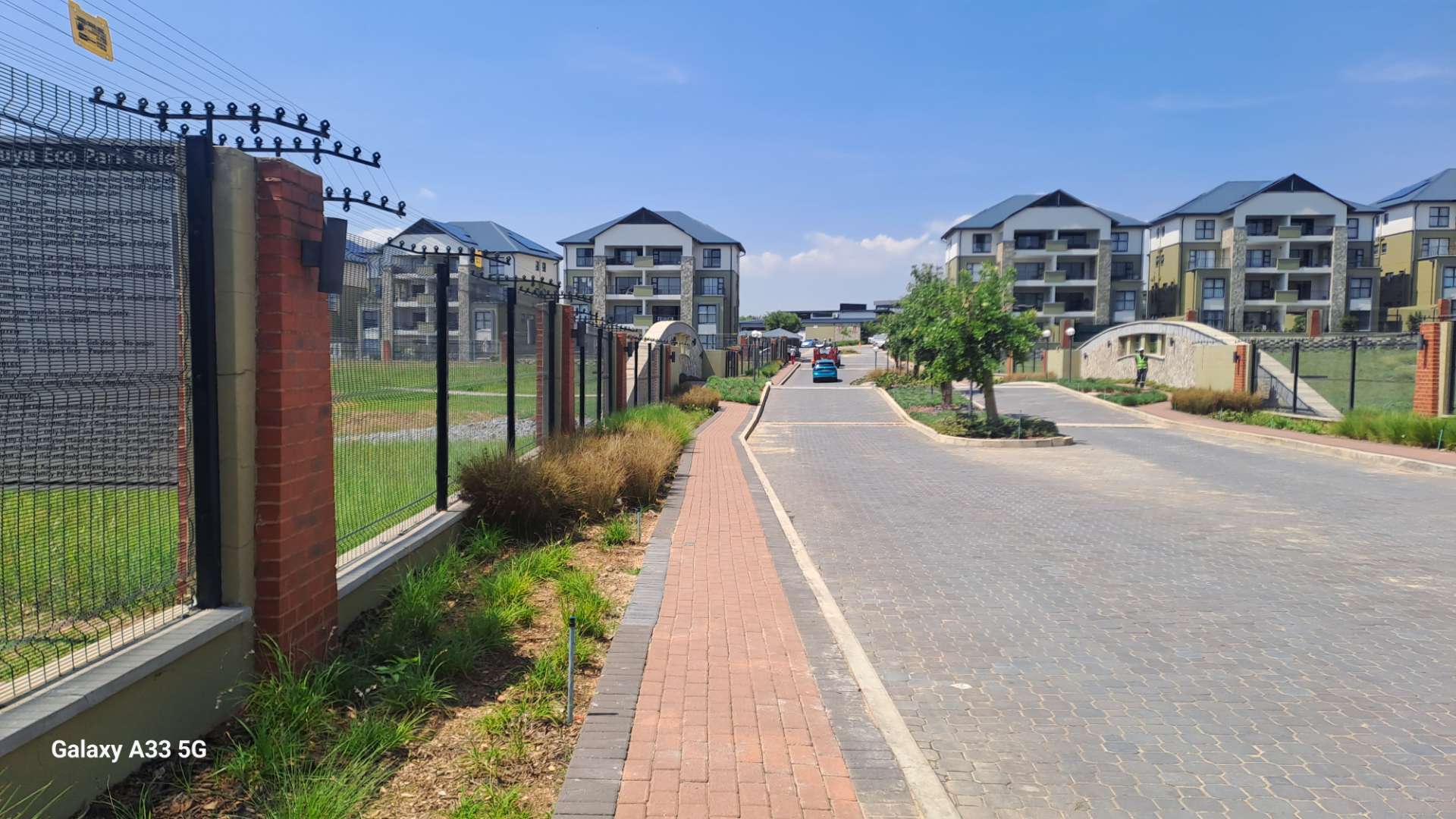 1 Bedroom Property for Sale in Waterfall Gauteng