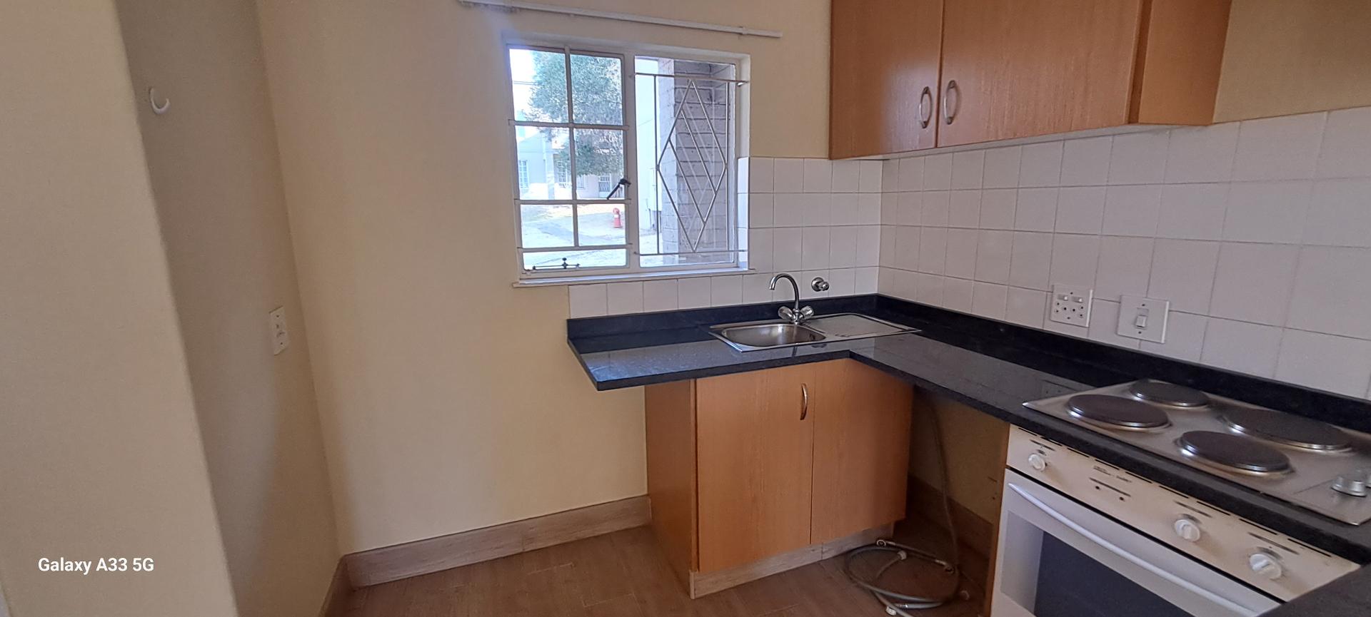 1 Bedroom Property for Sale in Buccleuch Gauteng