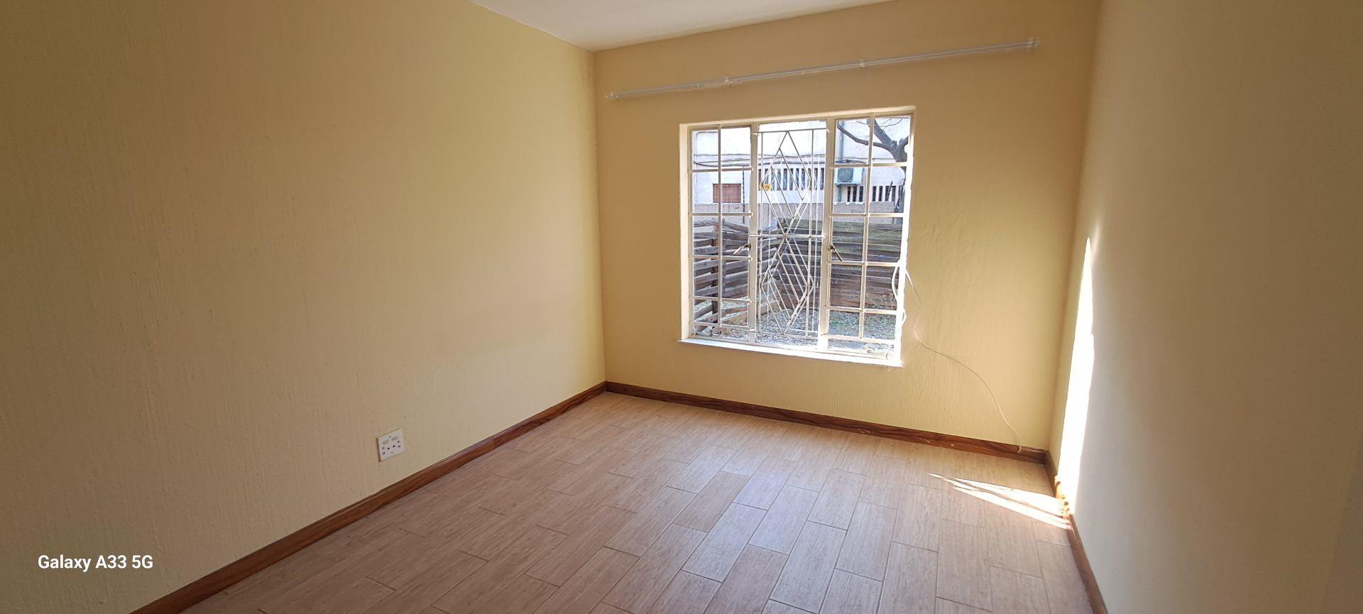 1 Bedroom Property for Sale in Buccleuch Gauteng