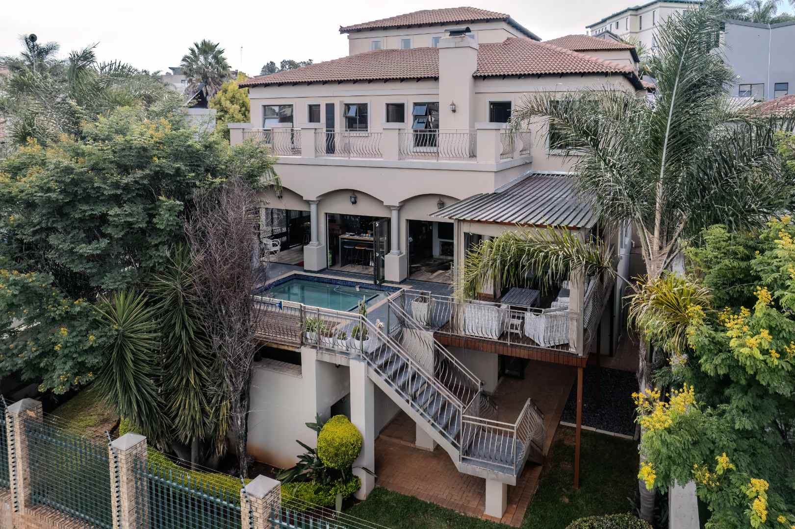 6 Bedroom Property for Sale in Chancliff A H Gauteng