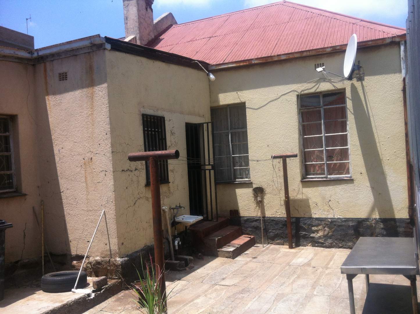6 Bedroom Property for Sale in Fairview Gauteng