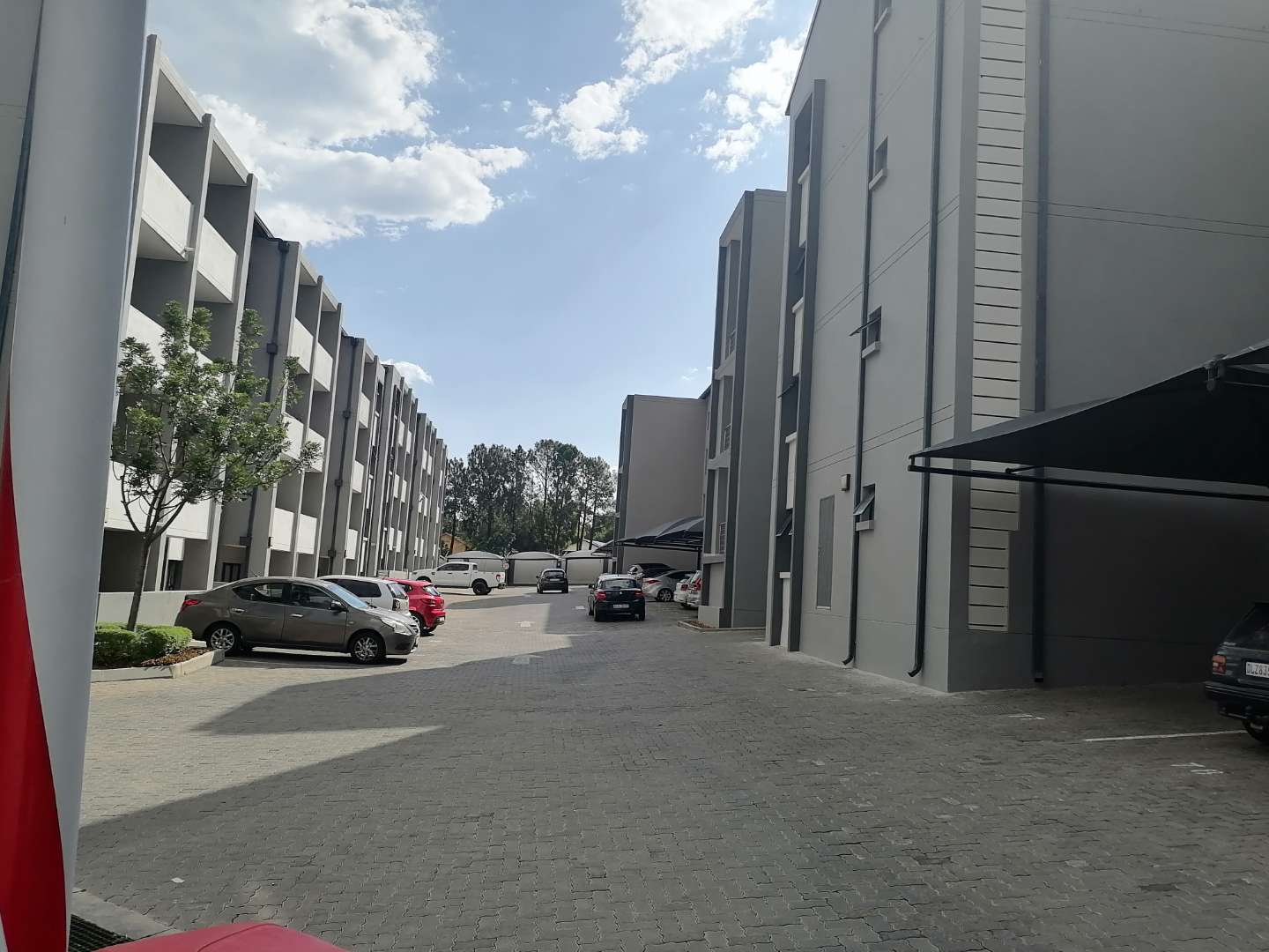 1 Bedroom Property for Sale in Halfway Gardens Gauteng