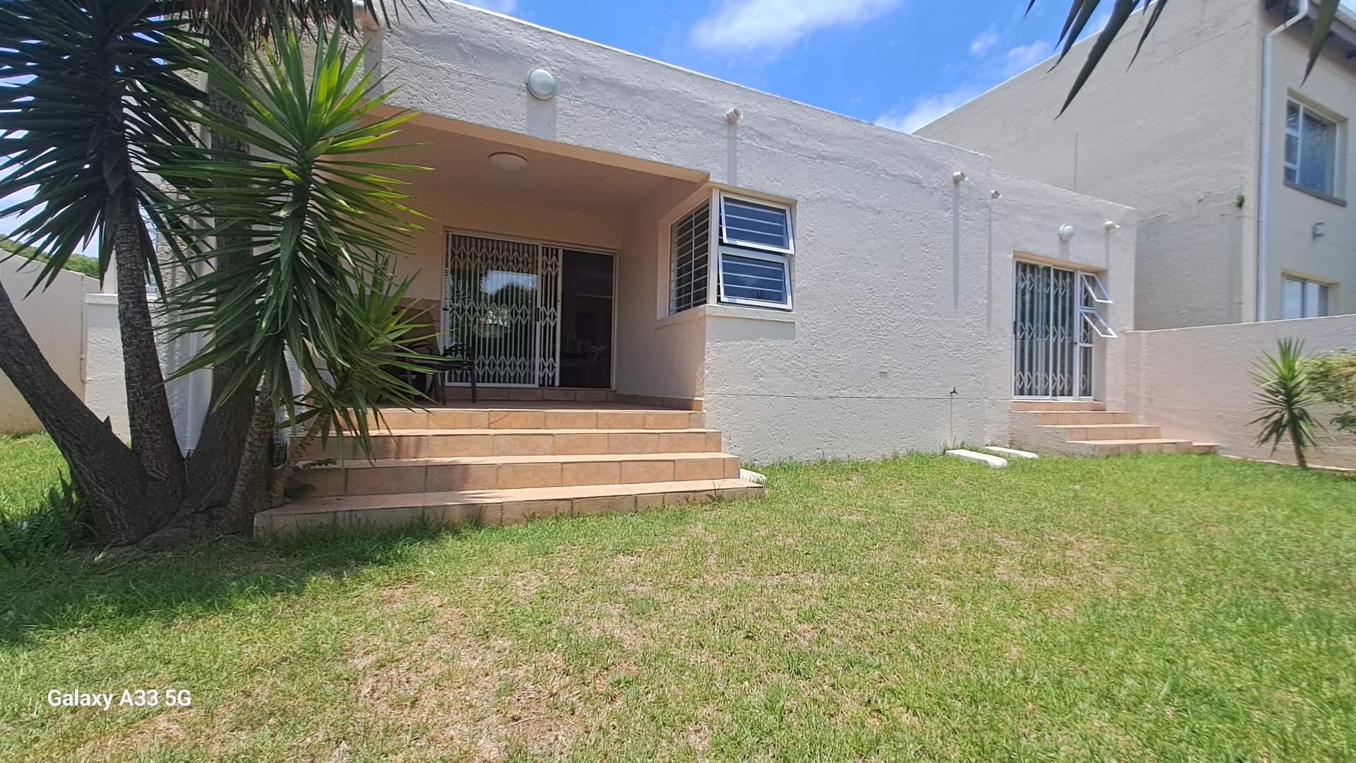 2 Bedroom Property for Sale in Buccleuch Gauteng