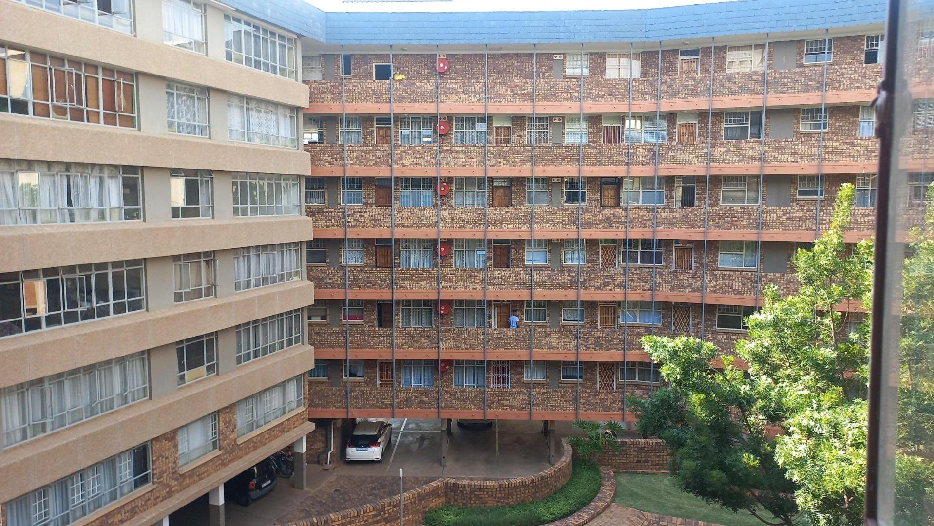 1 Bedroom Property for Sale in Hatfield Gauteng