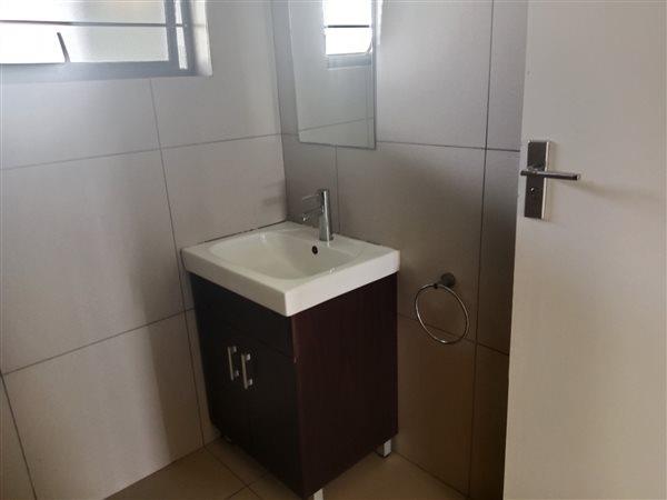 1 Bedroom Property for Sale in Midrand Gauteng