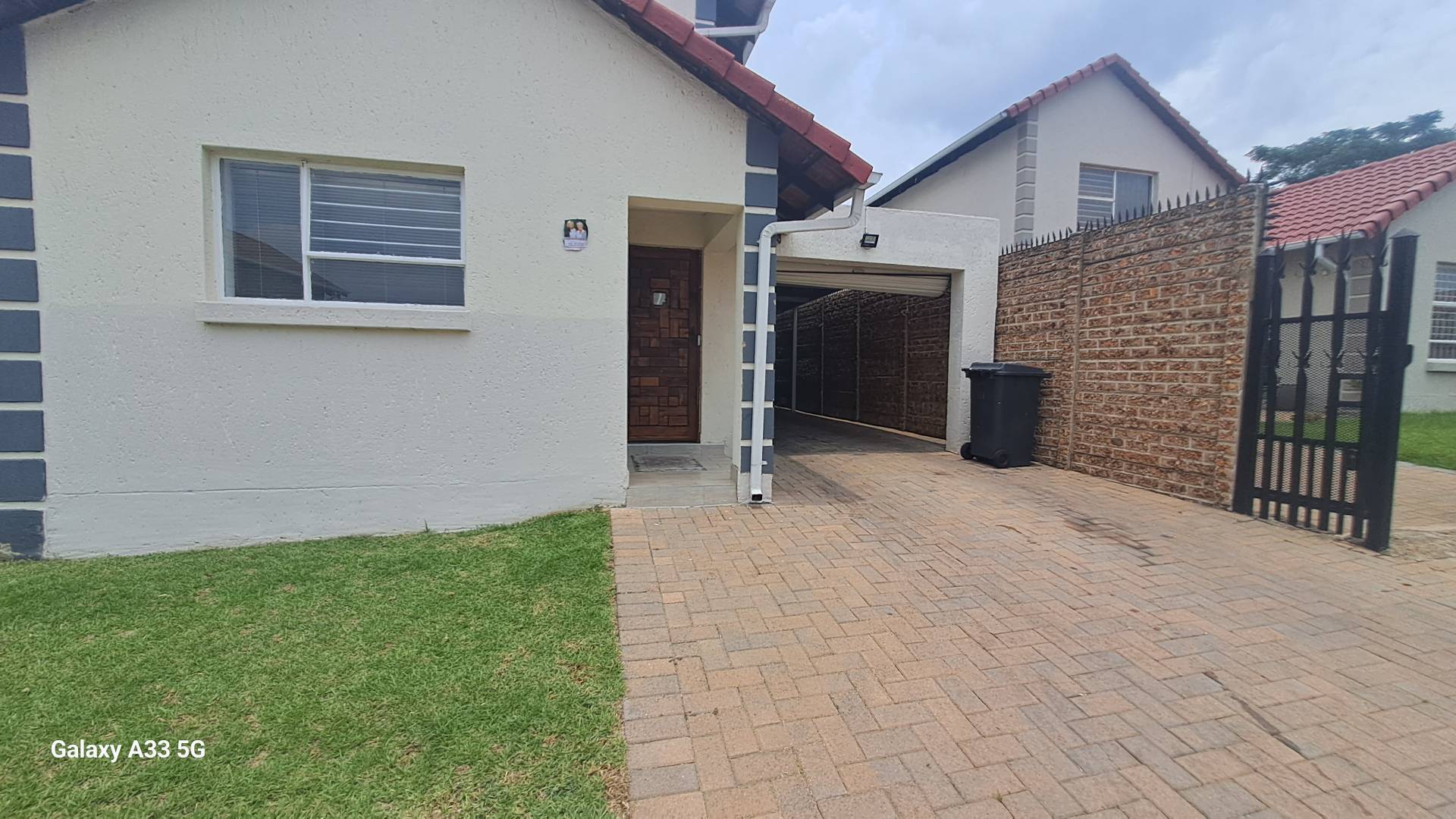 3 Bedroom Property for Sale in Buccleuch Gauteng