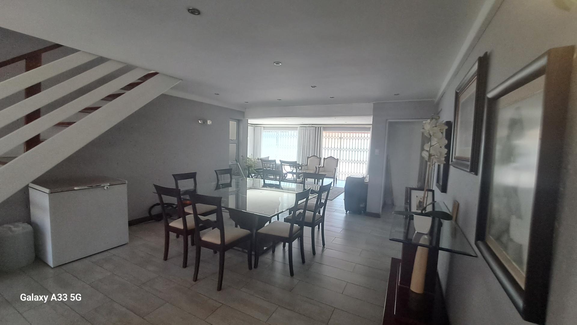 3 Bedroom Property for Sale in Buccleuch Gauteng