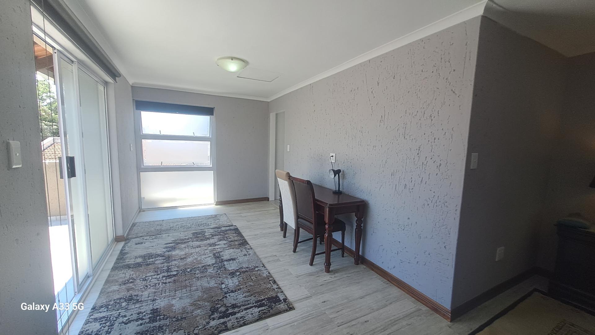 3 Bedroom Property for Sale in Buccleuch Gauteng