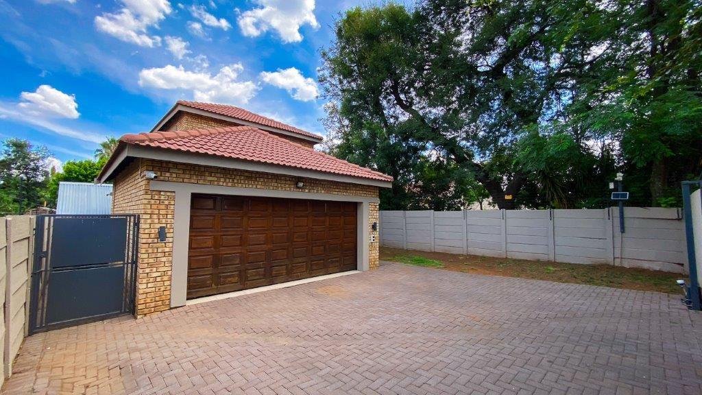 3 Bedroom Property for Sale in Raceview Gauteng