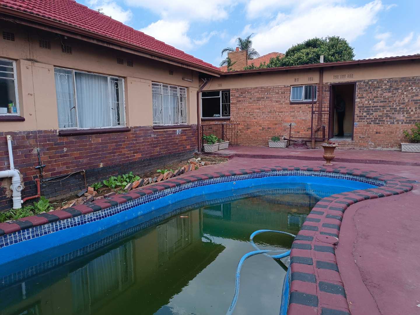 4 Bedroom Property for Sale in Chrisville Gauteng