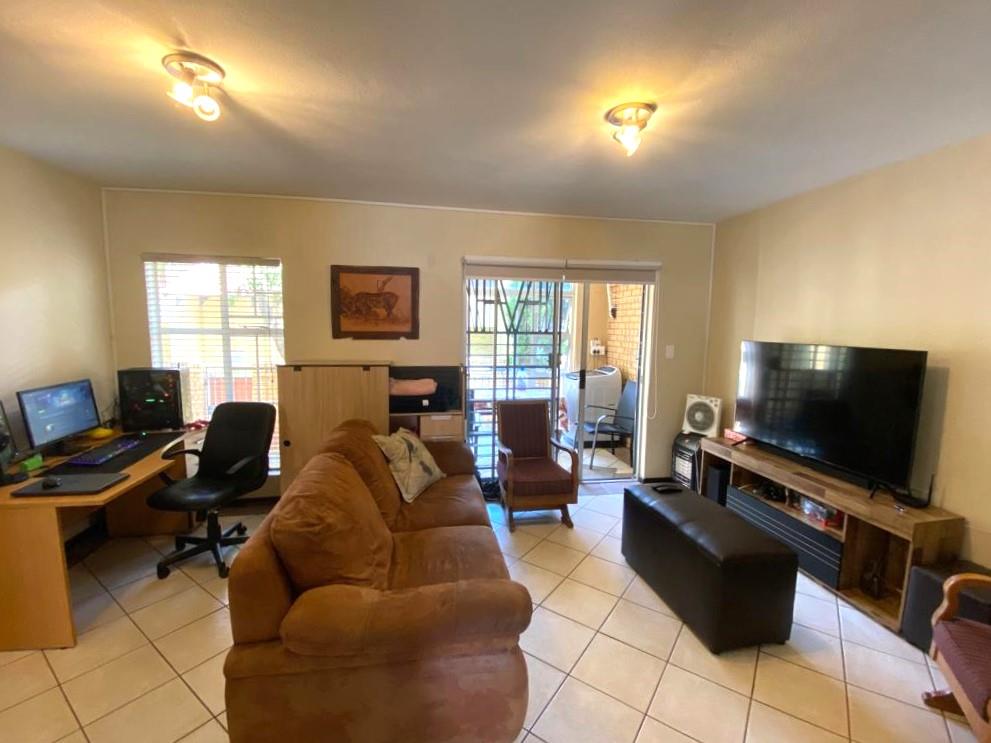 2 Bedroom Property for Sale in Boardwalk Villas Gauteng